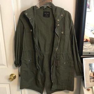 Green lightweight jacket